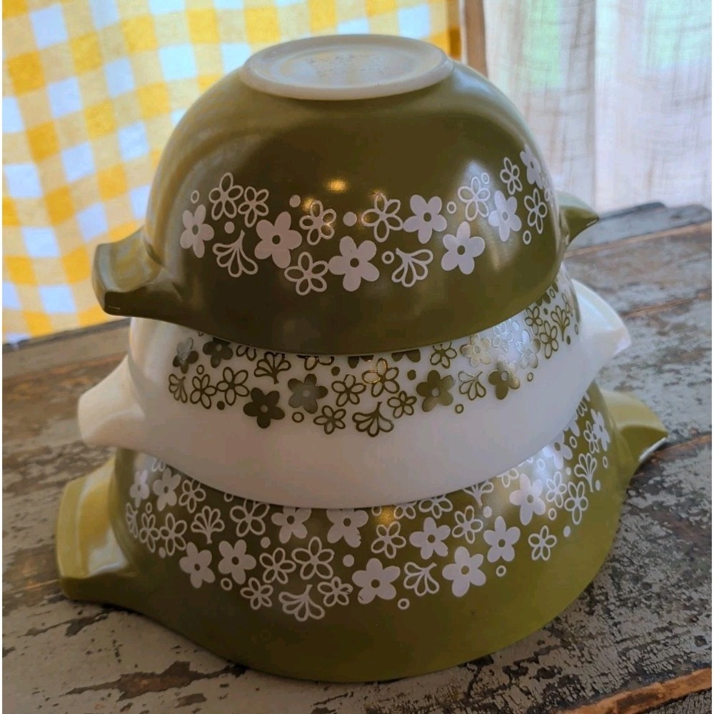 3 Vintage Pyrex CINDERELLA MIXING BOWLS 442 443 & 444 Crazy Daisy Spring Blossom